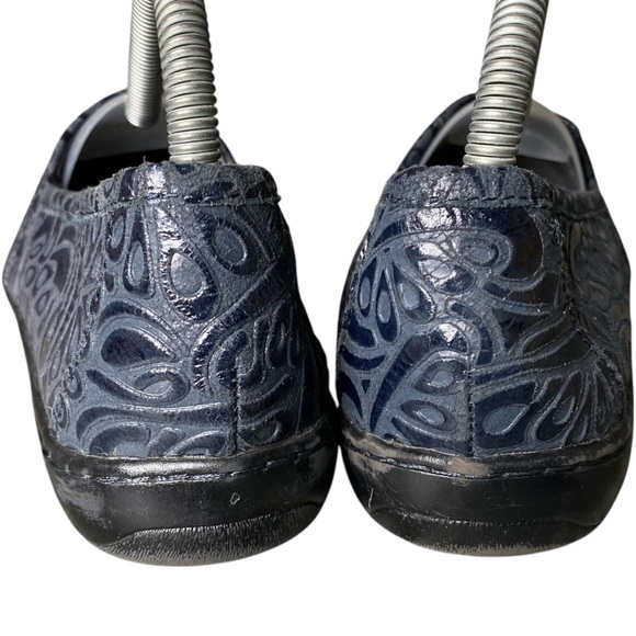 Blue Clog Loafers Embossed - Picture 5 of 7